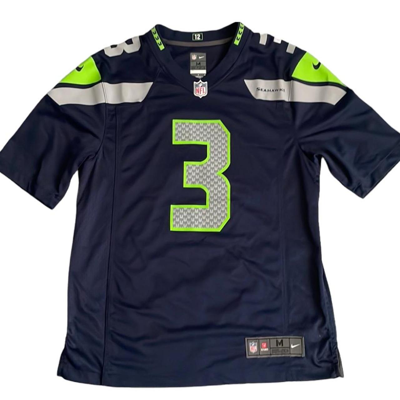 XL NFL Seahawks Russell Wilson jersey Bought 3 - Depop