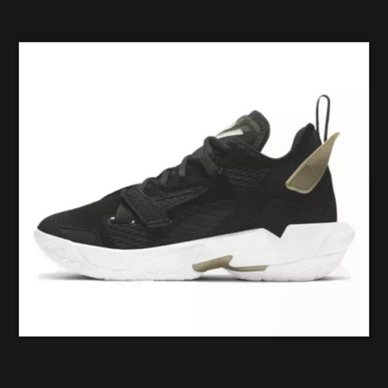 NIKE QUEST 3 SHIELD MENS RUNNING TRAINERS CQ8894-010 | Depop