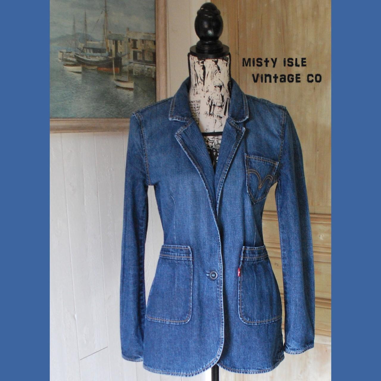 Y2K Vintage Denim Jacket Unreal tight fitted denim... - Depop
