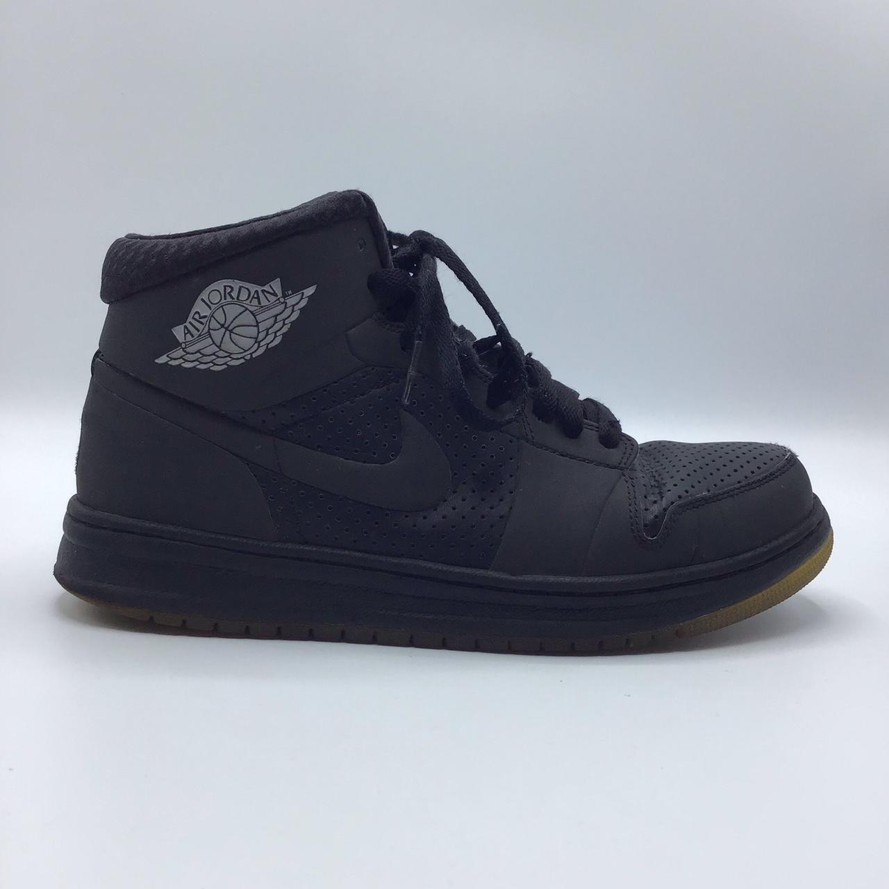 nike air jordan alpha 1