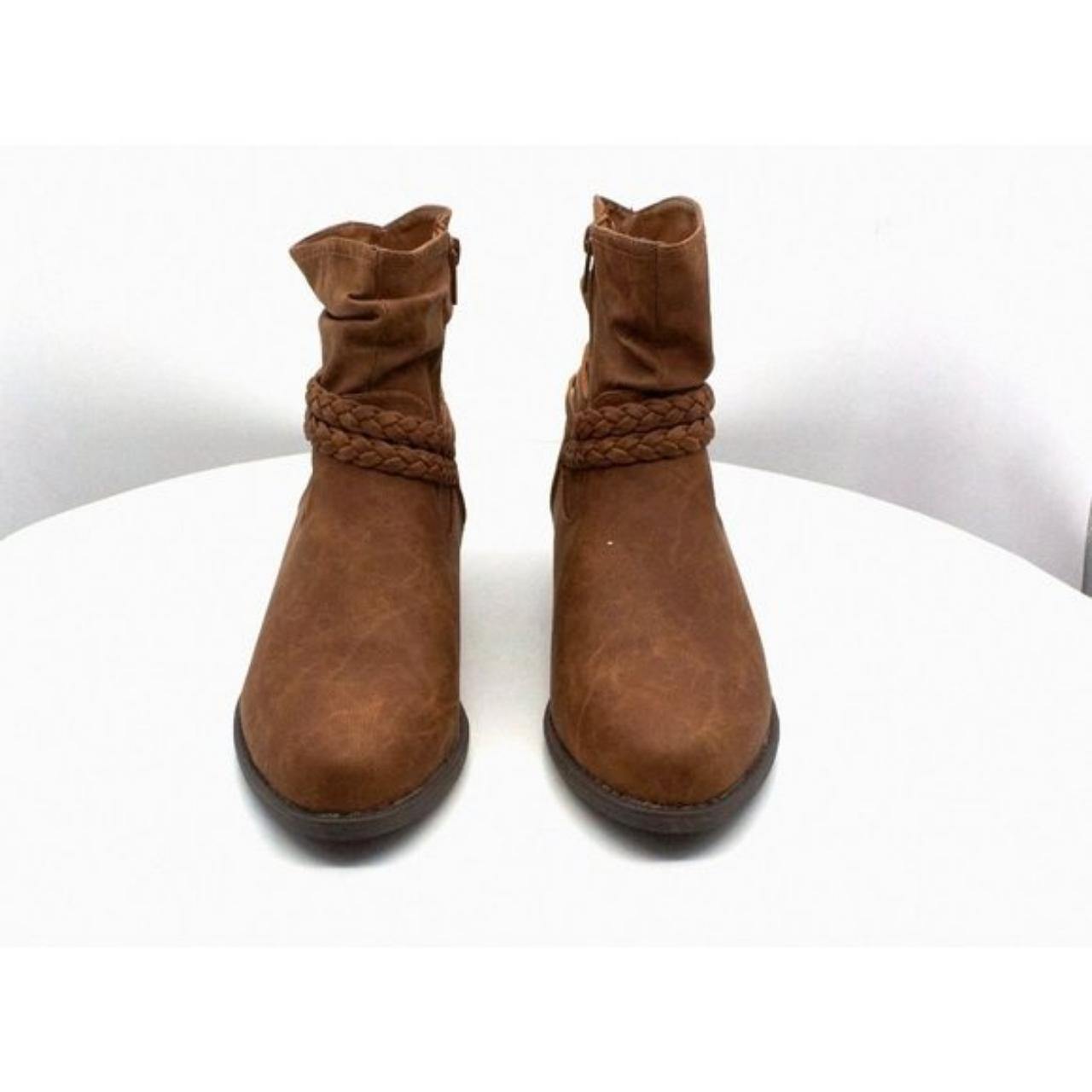 Product Image 2 - Easy Street Women's Shire Booties