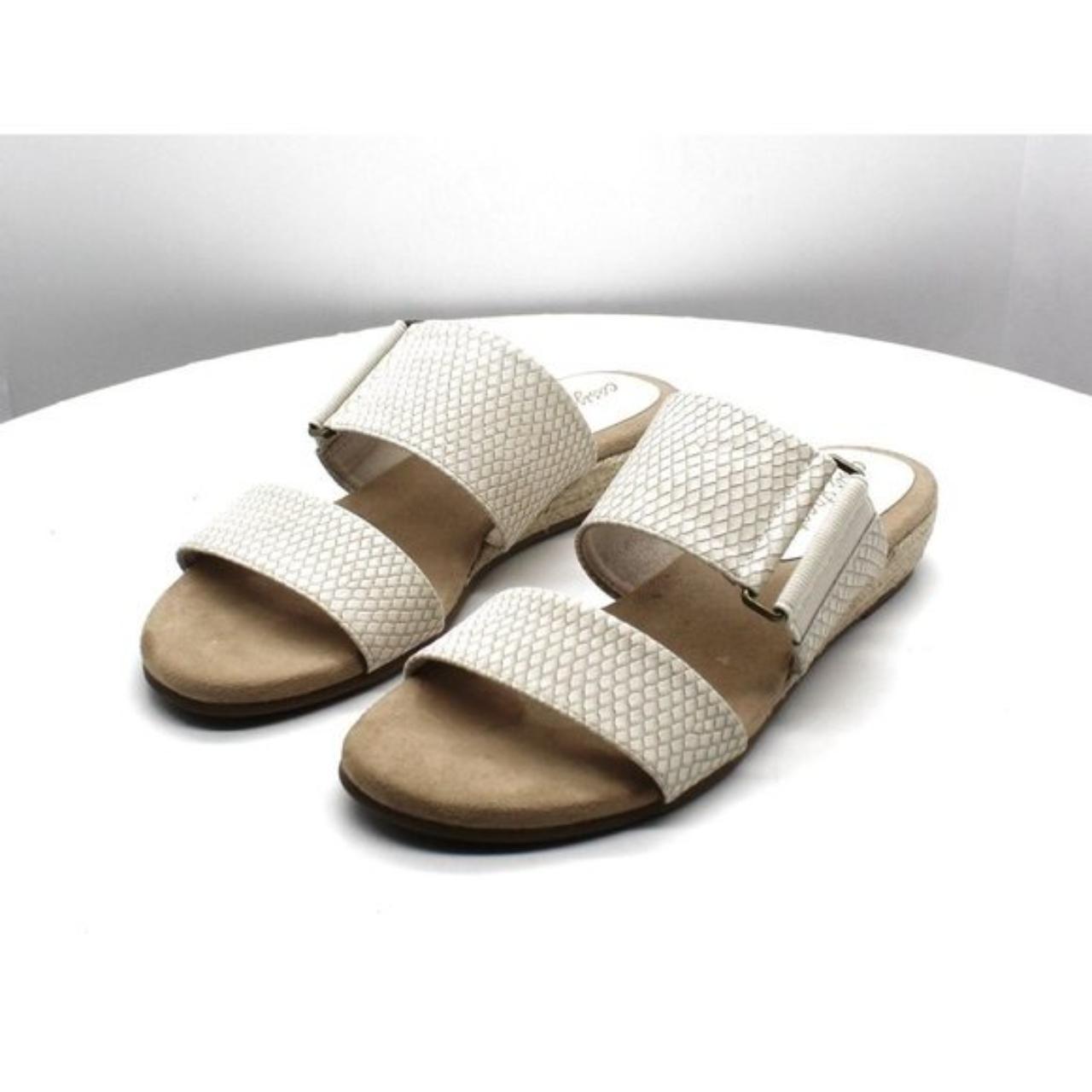 Product Image 3 - Easy Street Women's Olympia Sandals