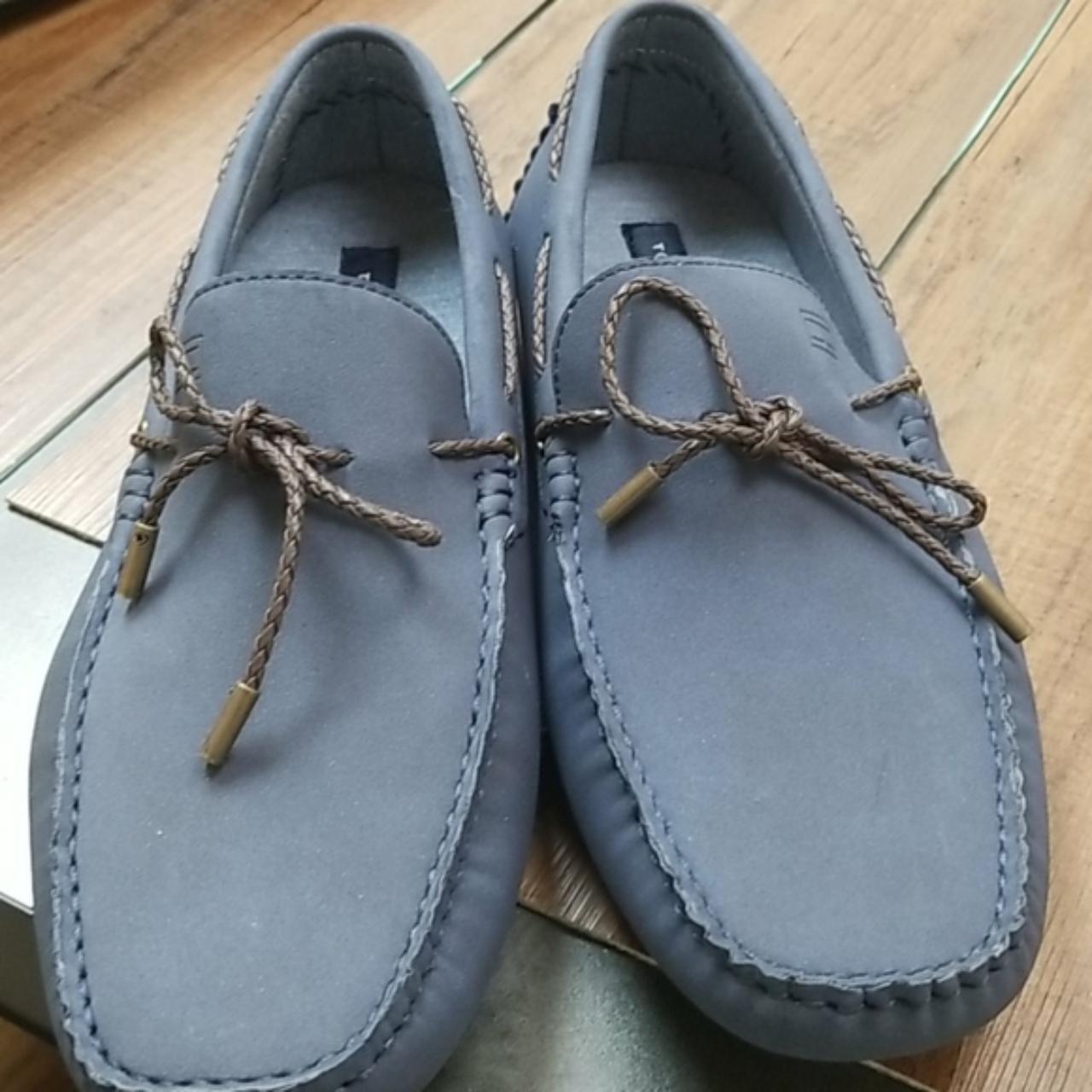 tommy hilfiger arias