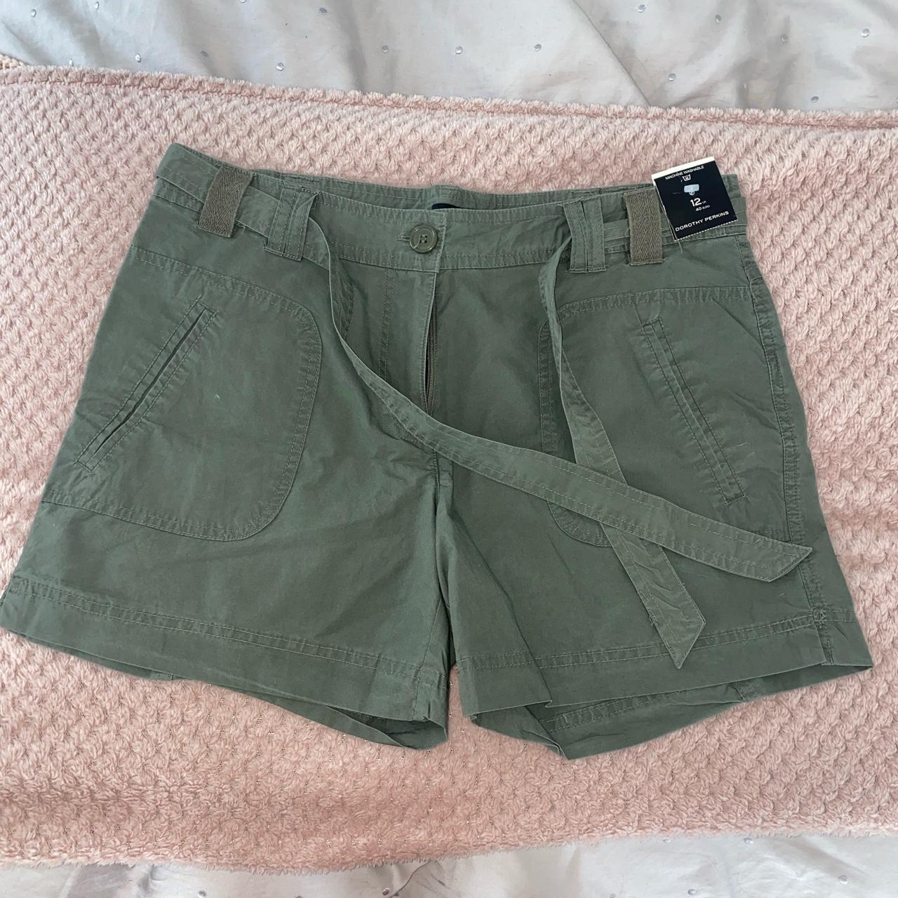 Dorothy Perkins Khaki cargo shorts Really... - Depop