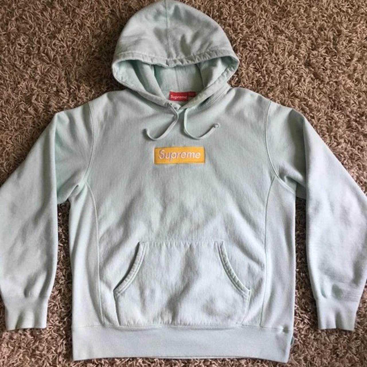 Supreme bogo hoodie! Has been worn a good amount - Depop