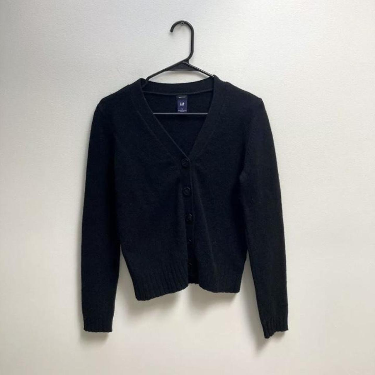 Gap Women's Black Cardigan Depop