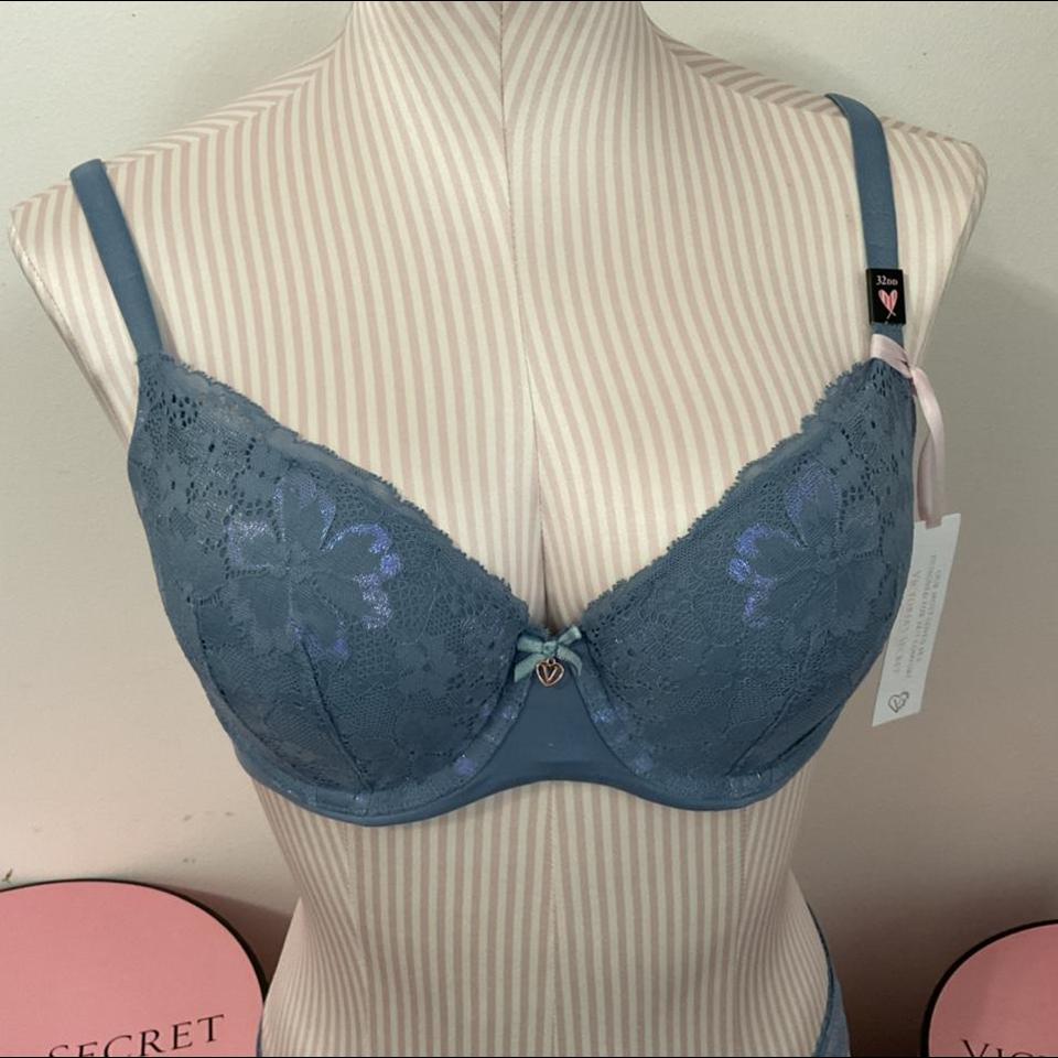 victoria's secret body by victoria bra size 32DD - Depop