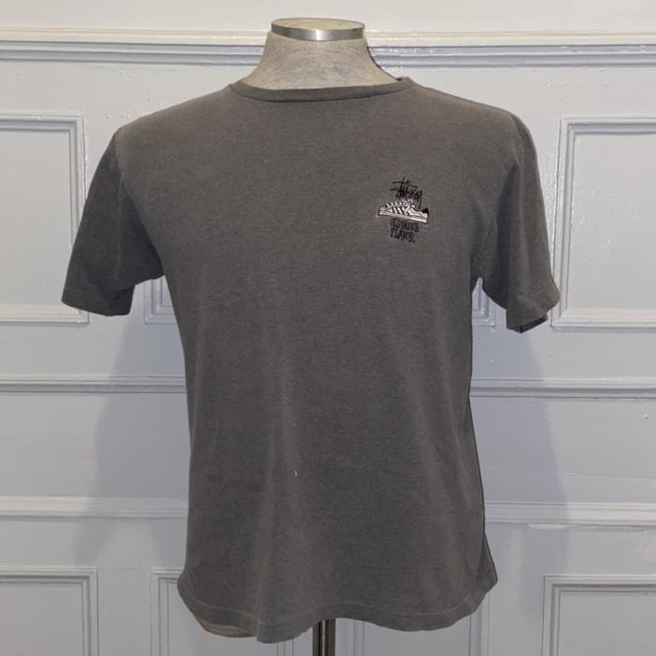 Stüssy Men's Grey T-shirt | Depop