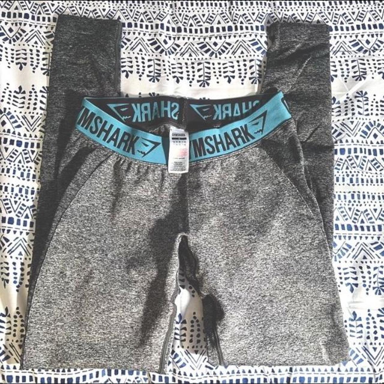 Gym shark flex leggings Size medium So cute & - Depop