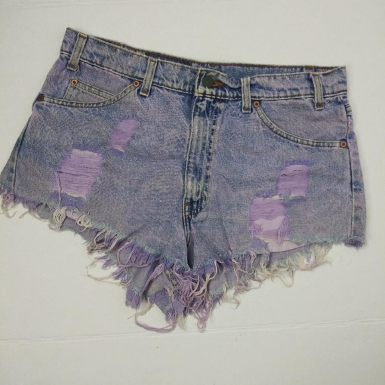 Vintage Levis 550 distressed jean shorts with raw... - Depop