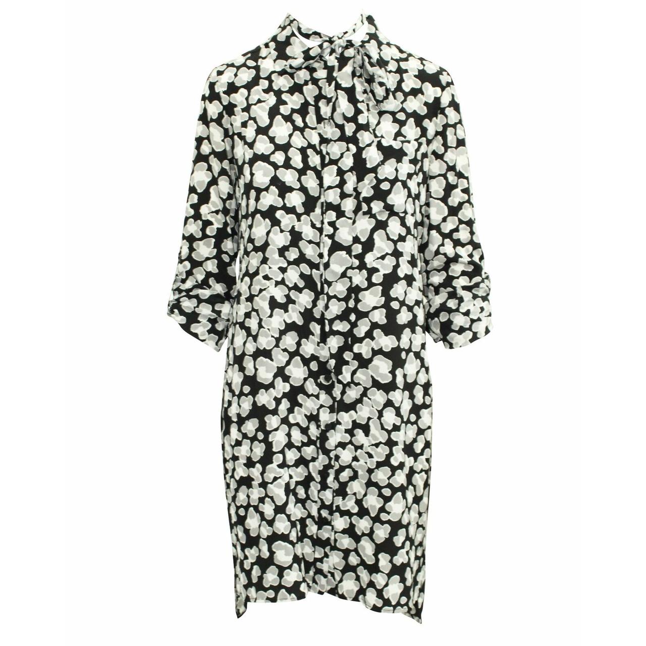 Diane von Furstenberg Silk Popcorn Shirt Dress. US 8... - Depop