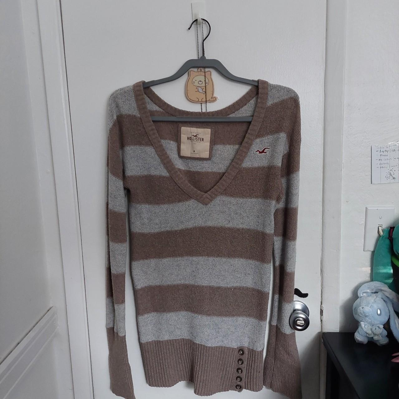 Hollister v on sale neck sweater women's