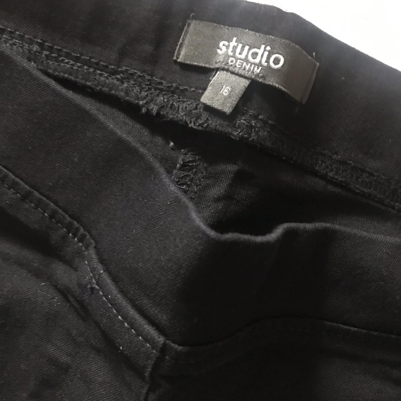 studio jeggings