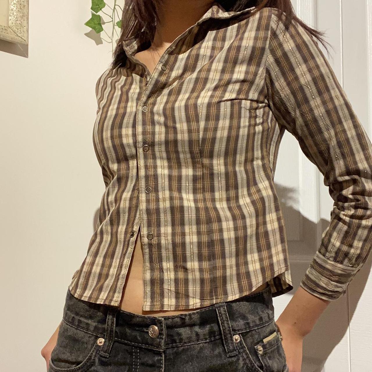 Adorable Point Zero button up 🥺👢 Would keep but... Depop