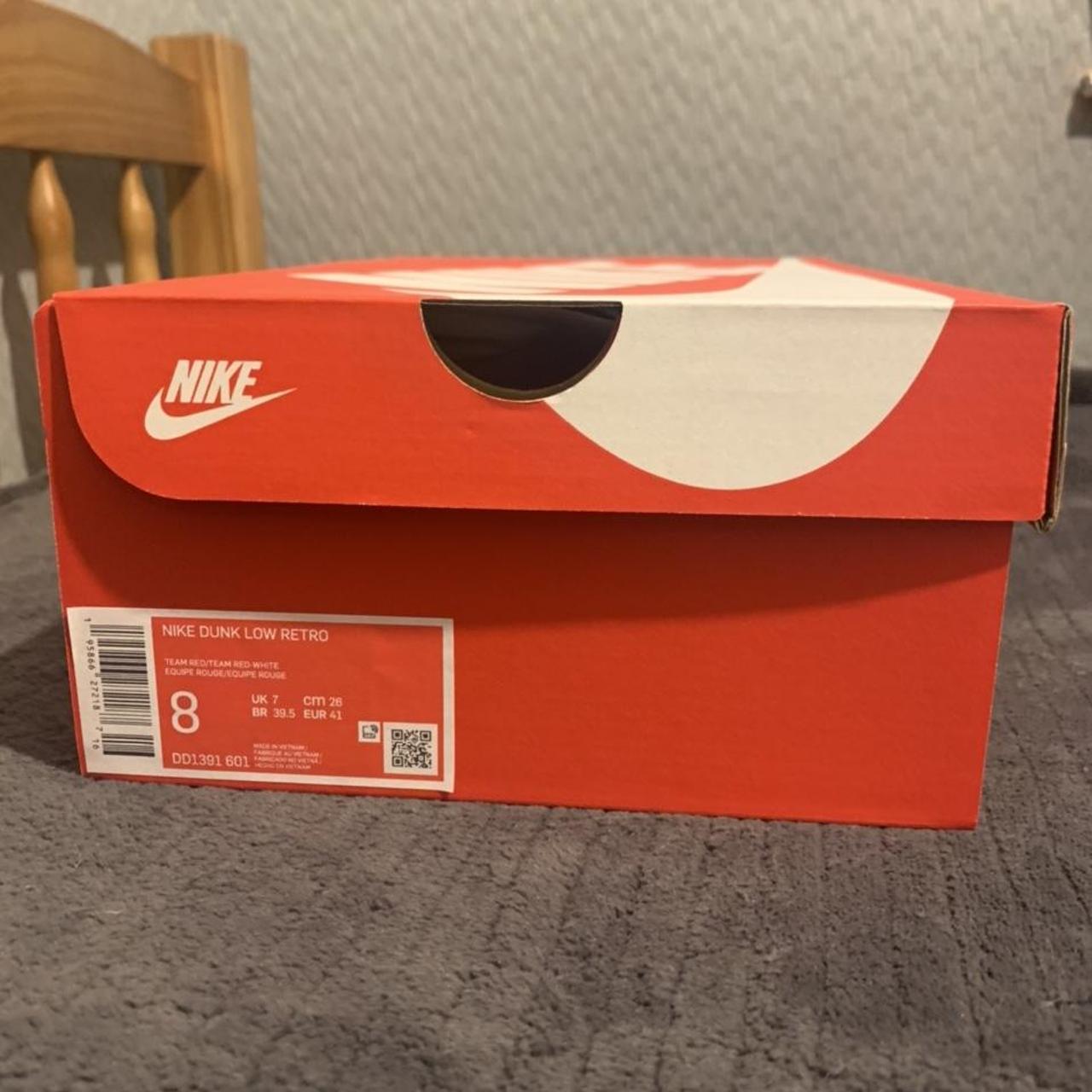 Nike Men's Red and White Trainers | Depop