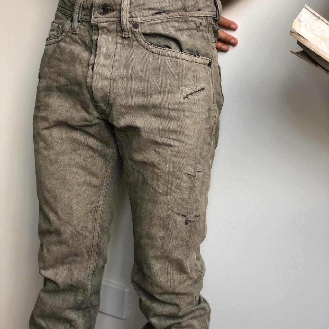Diesel Men's Braddom Regular Slim Carrot Leg Jean 0806Z, Denim, 29 at   Men's Clothing store
