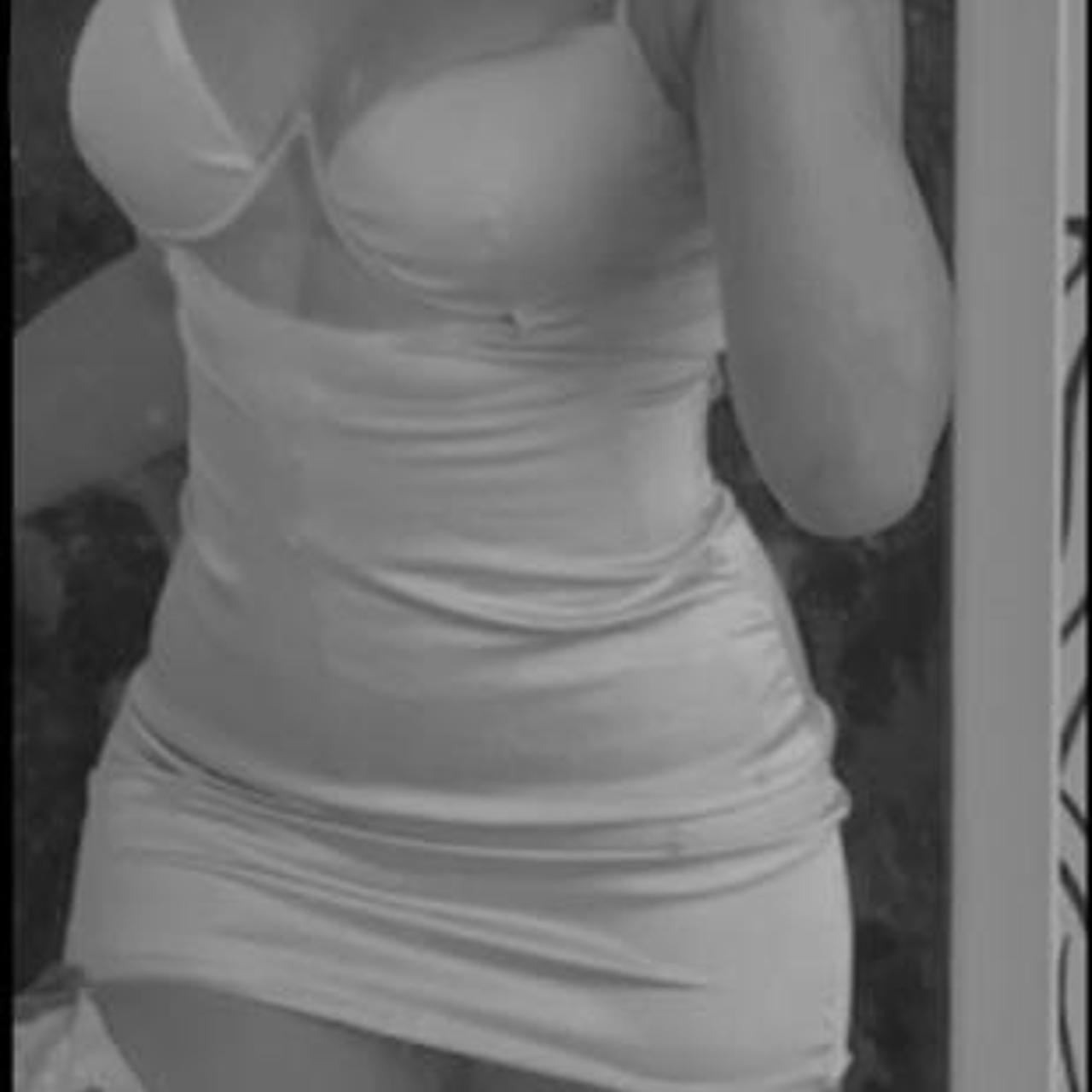 Green oh polly dress Don’t get enough wear out of it... Depop