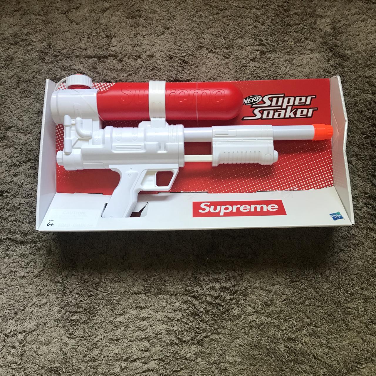 Supreme Water Gun Super Soaker , Brand New In Box