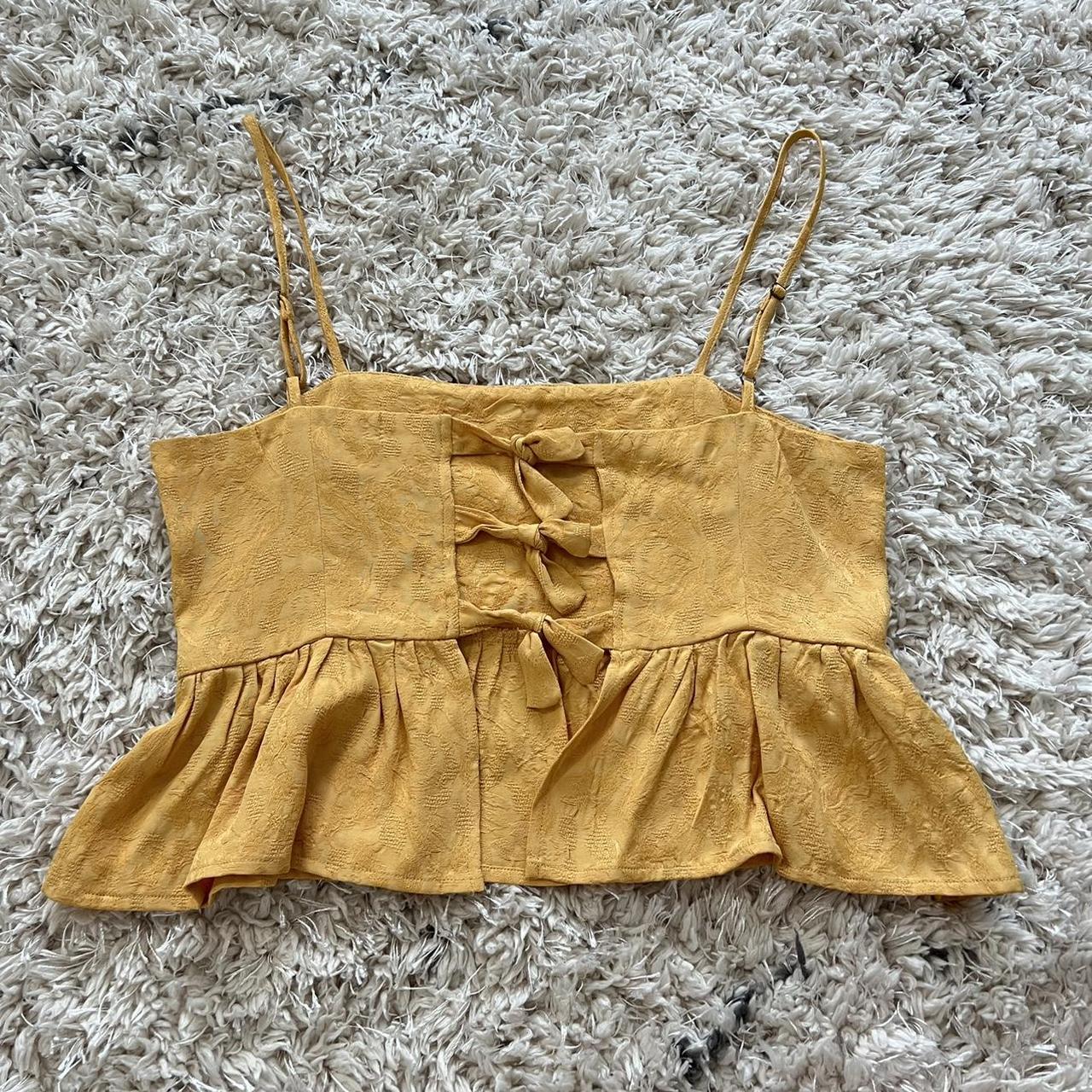 Urban Outfitters Women's Yellow and Gold Crop-top | Depop