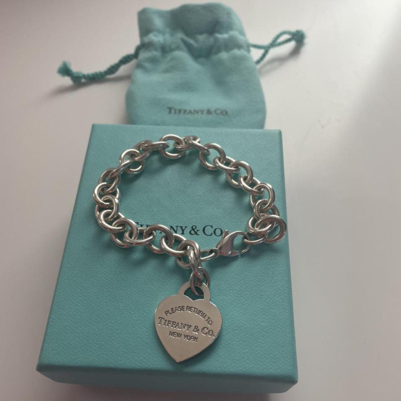 Tiffany green clearance heart bracelet