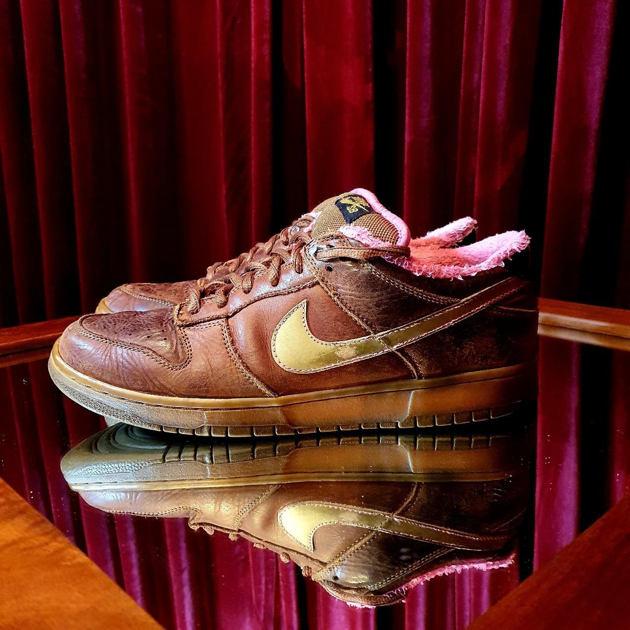 Nike Sb Dunk Low Gibson Guitar Case Men s US