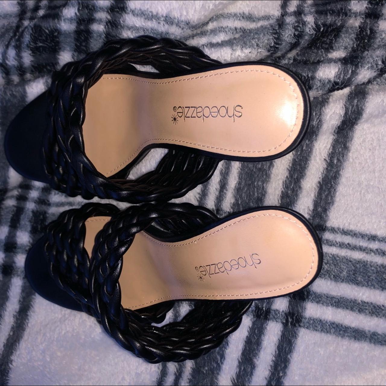 shoedazzle black heels