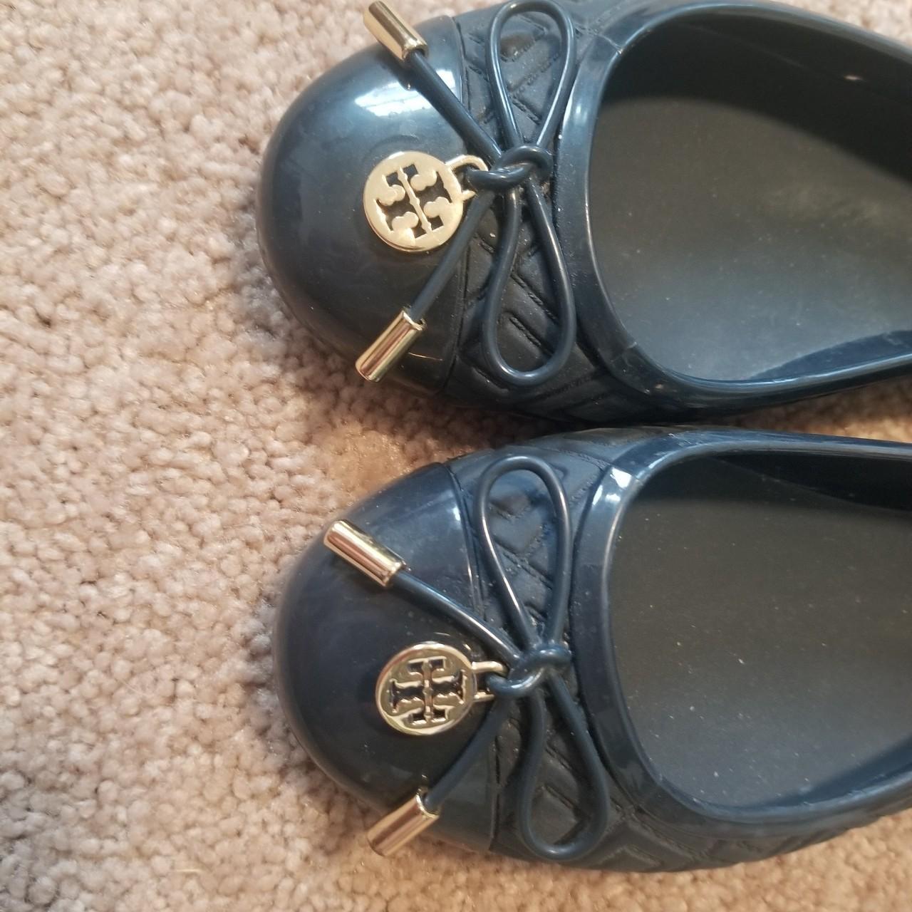 tory burch jelly flats