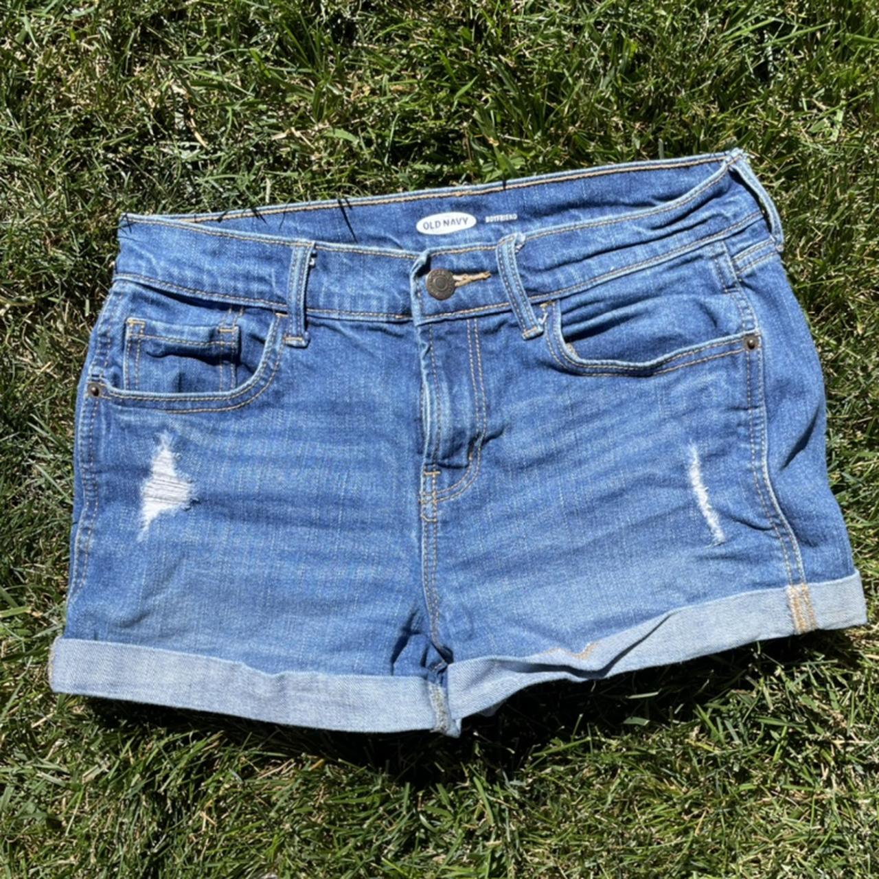 Boyfriend jean shorts from old navy, no size, fits... Depop