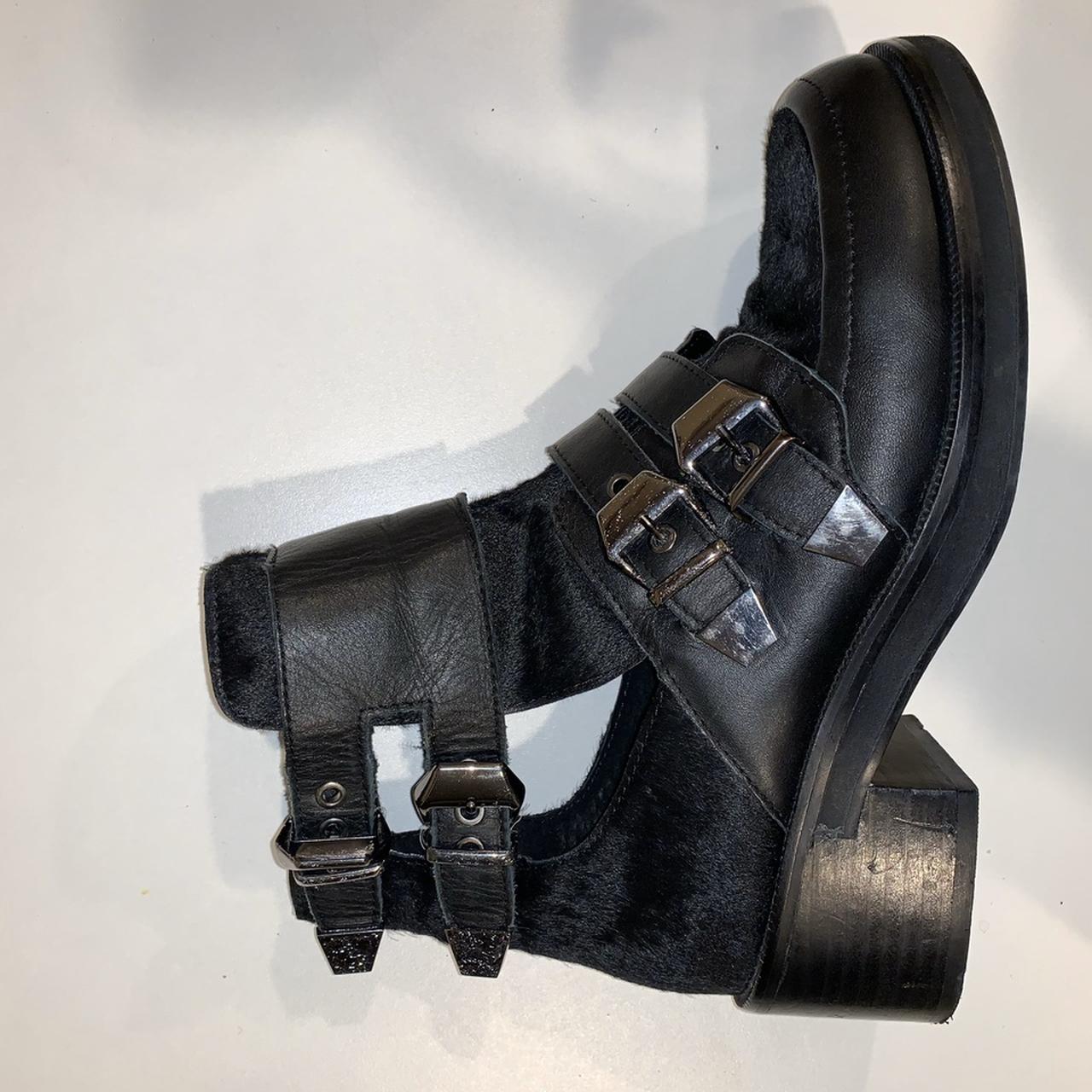 Kurt Geiger Women's Boots (2)