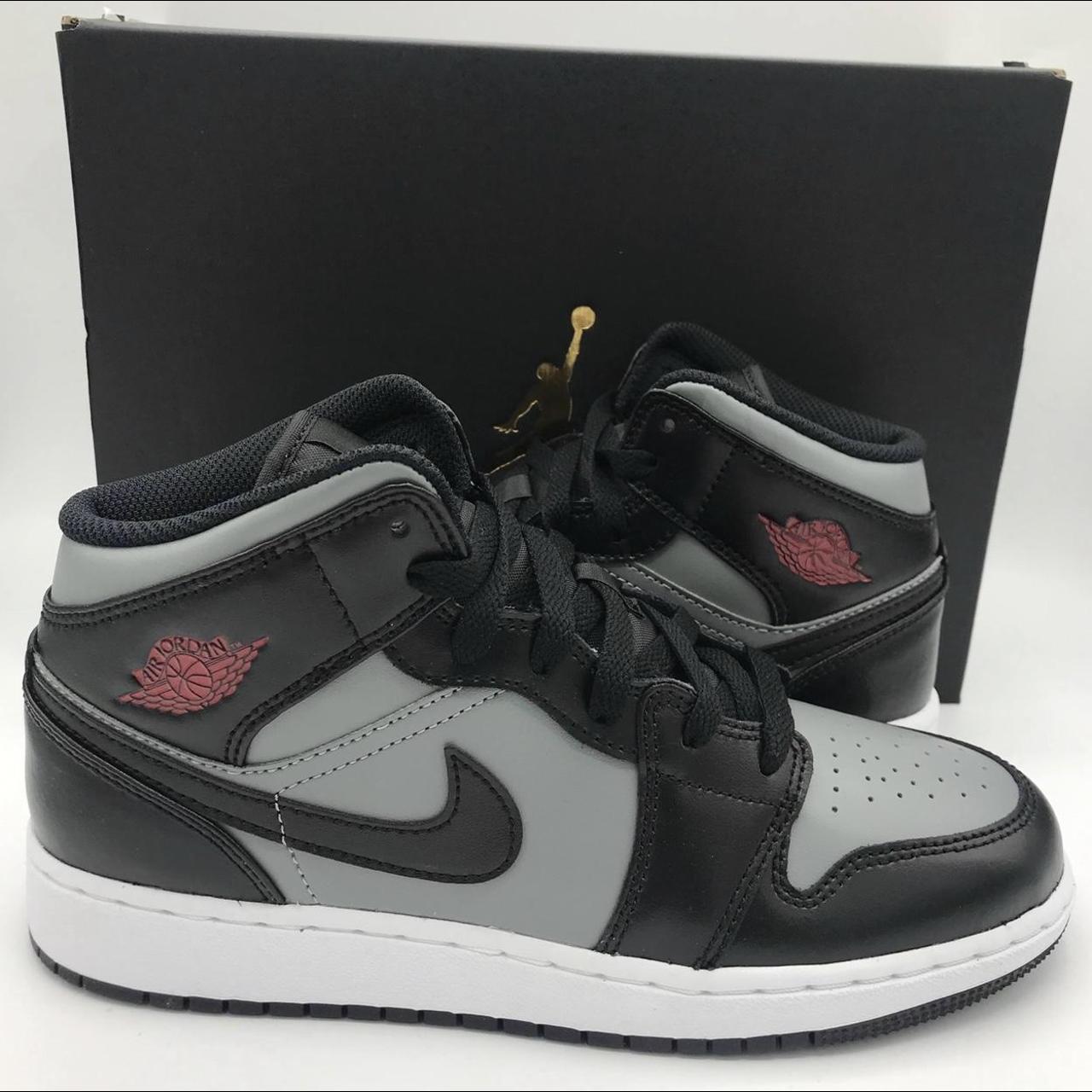 jordan 1 shadow mid gs