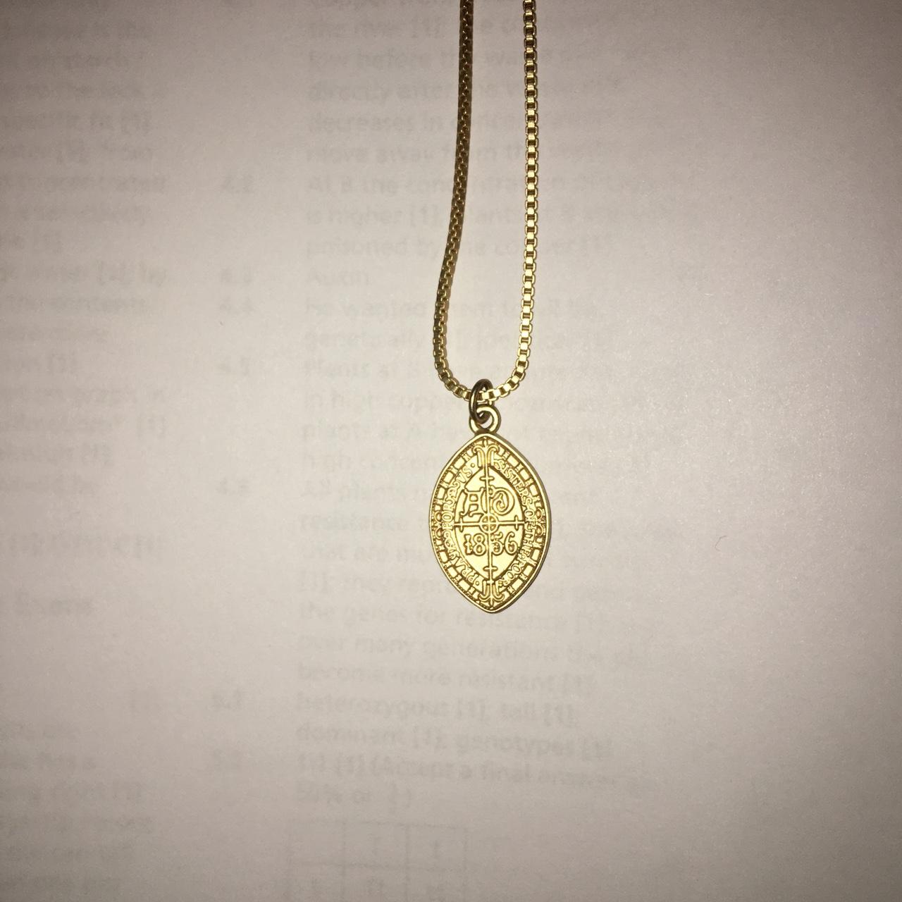 Women's Gold Jewellery | Depop