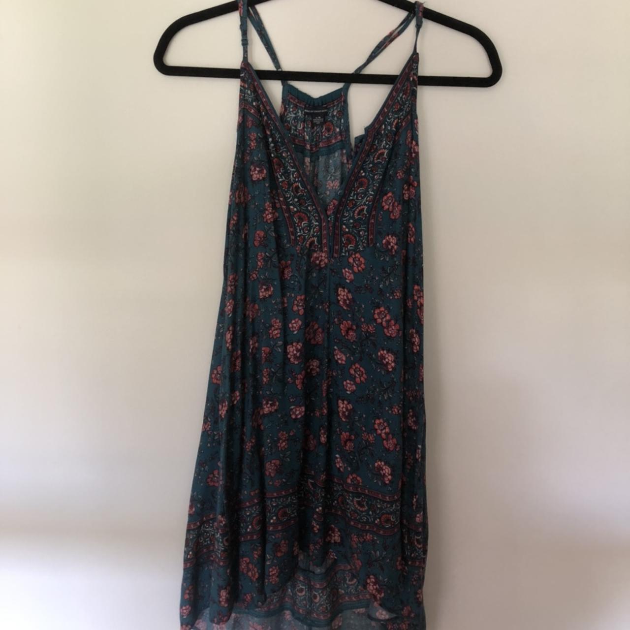 Super cute flowy chill American Eagle dress! Works... - Depop