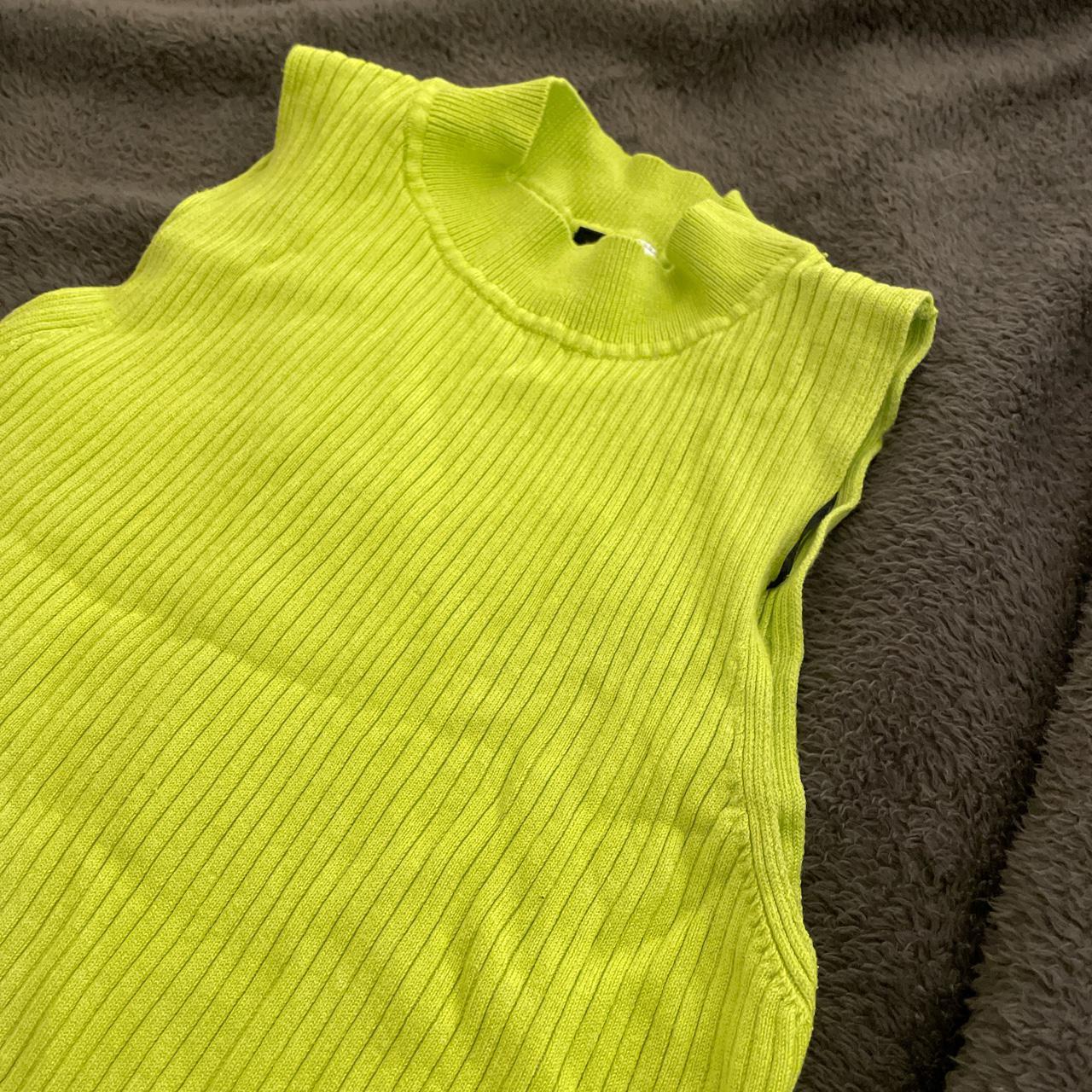 H&M Women's Green Vest Depop