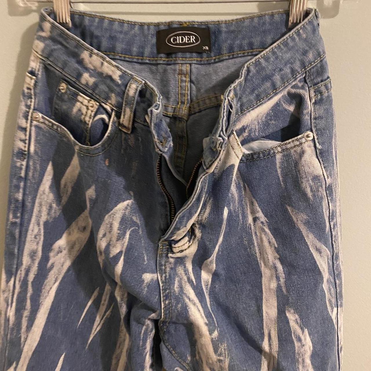 Cider Women's Blue and White Jeans Depop