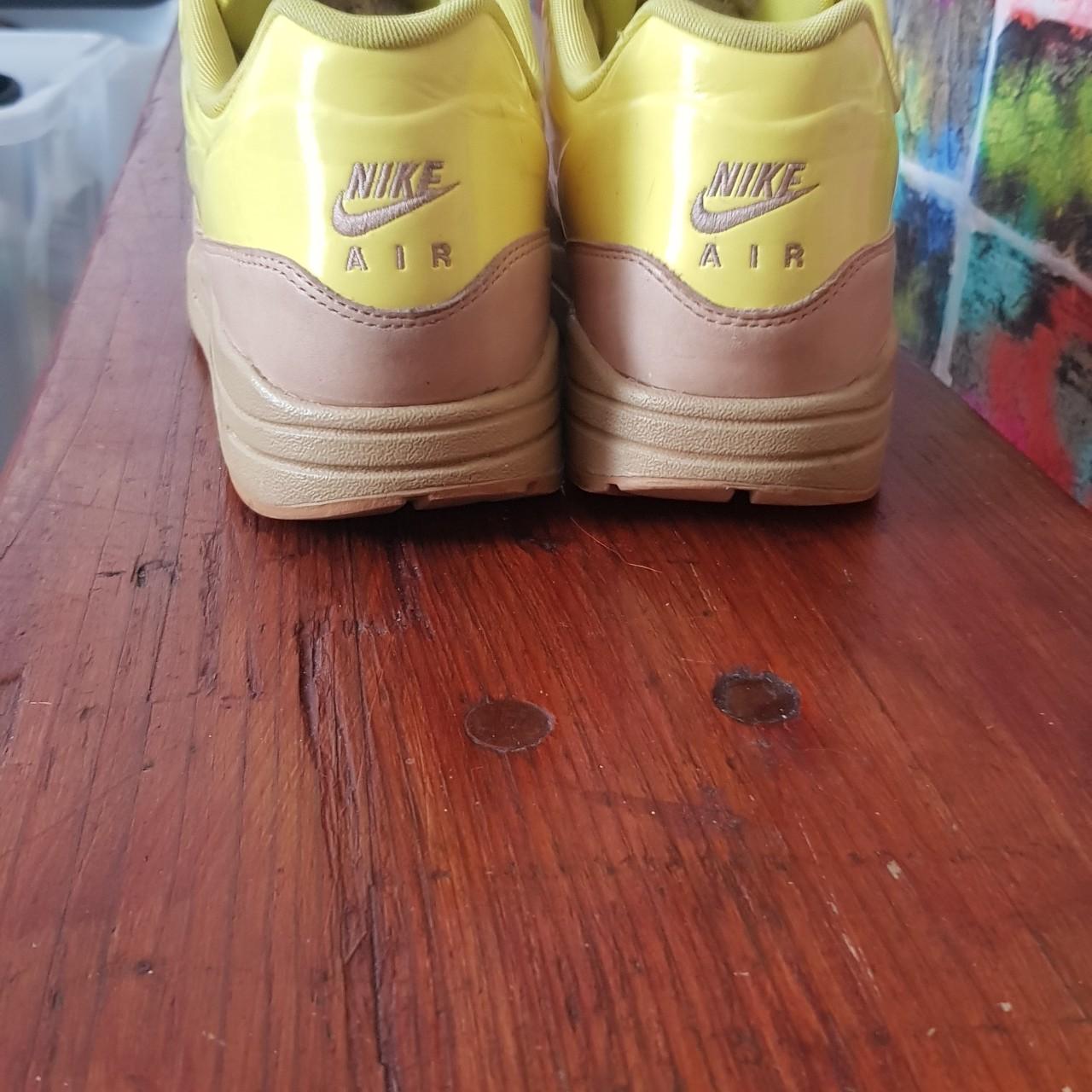 Nike air max cheap 1 vt qs yellow