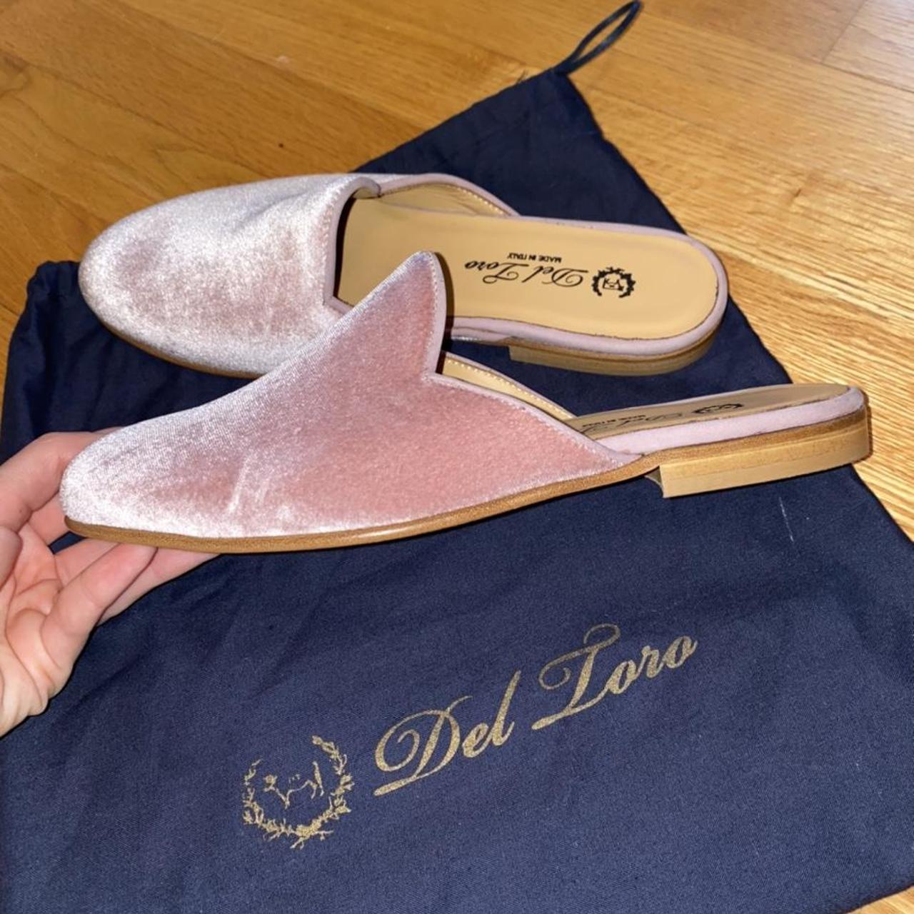 Product Image 2 - Del Toro pink house slippers.