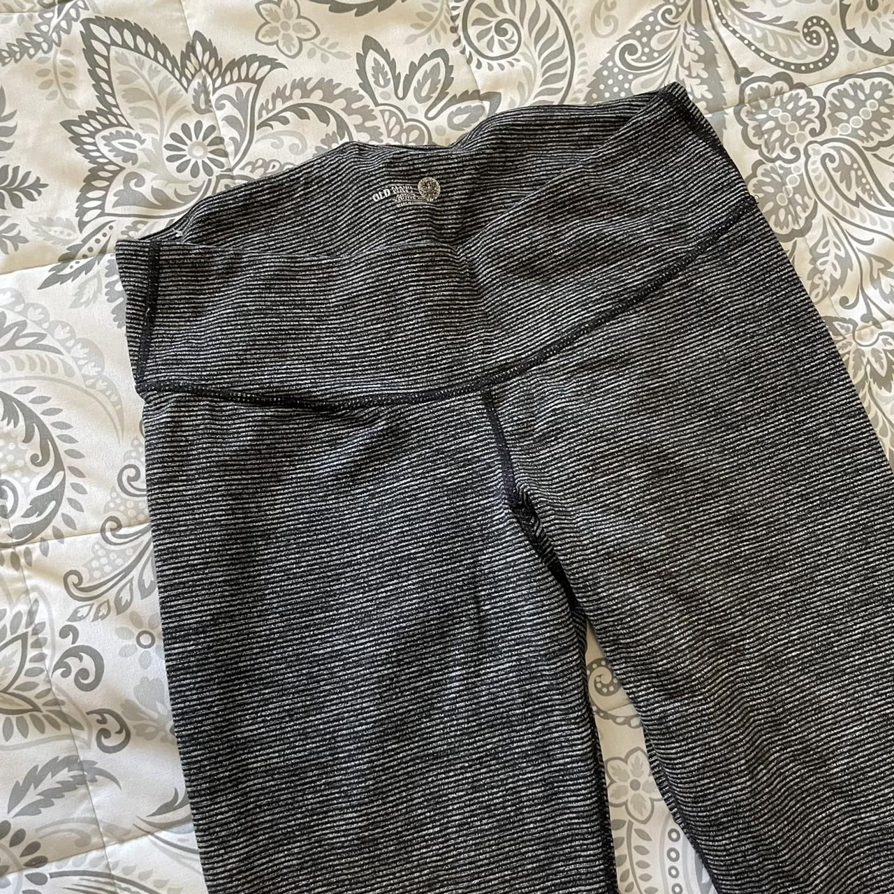 Old Navy Active black and white striped leggings, - Depop