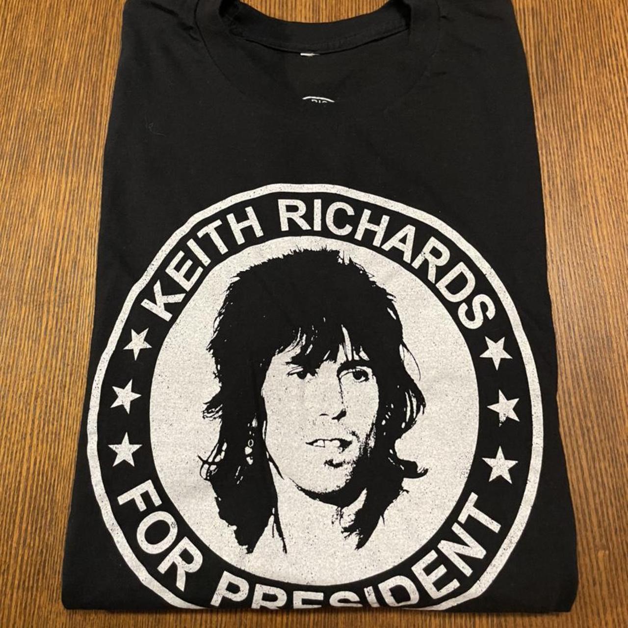 Men's Black and White T-shirt