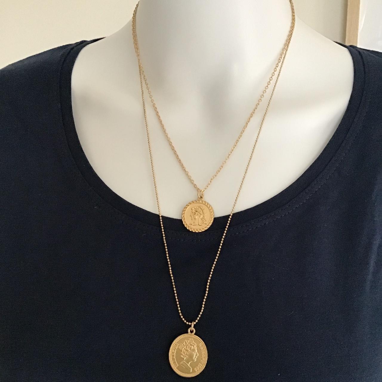 Women's Gold Jewellery | Depop