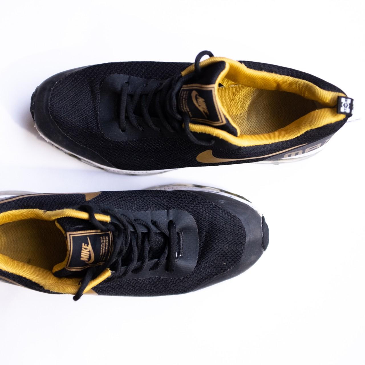 Vintage Nike AIR MAX Black and gold trainers. An... - Depop