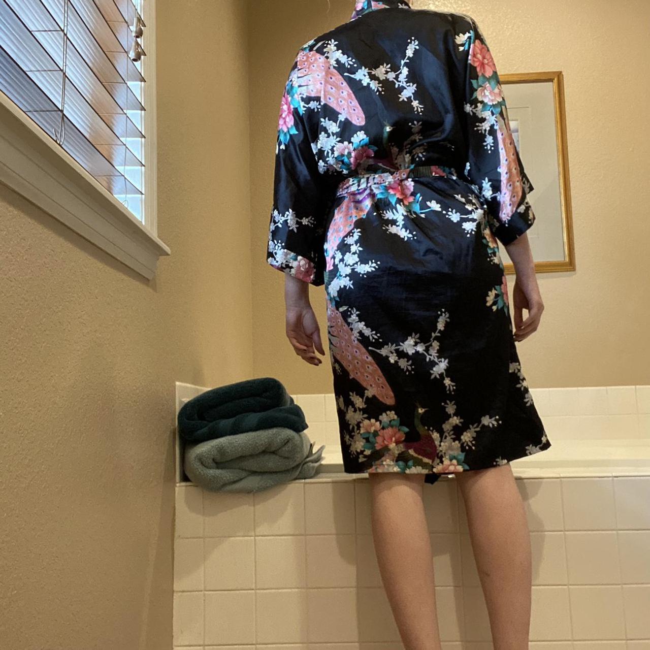 Beautiful satin robe. Inside ties to ensure that... Depop