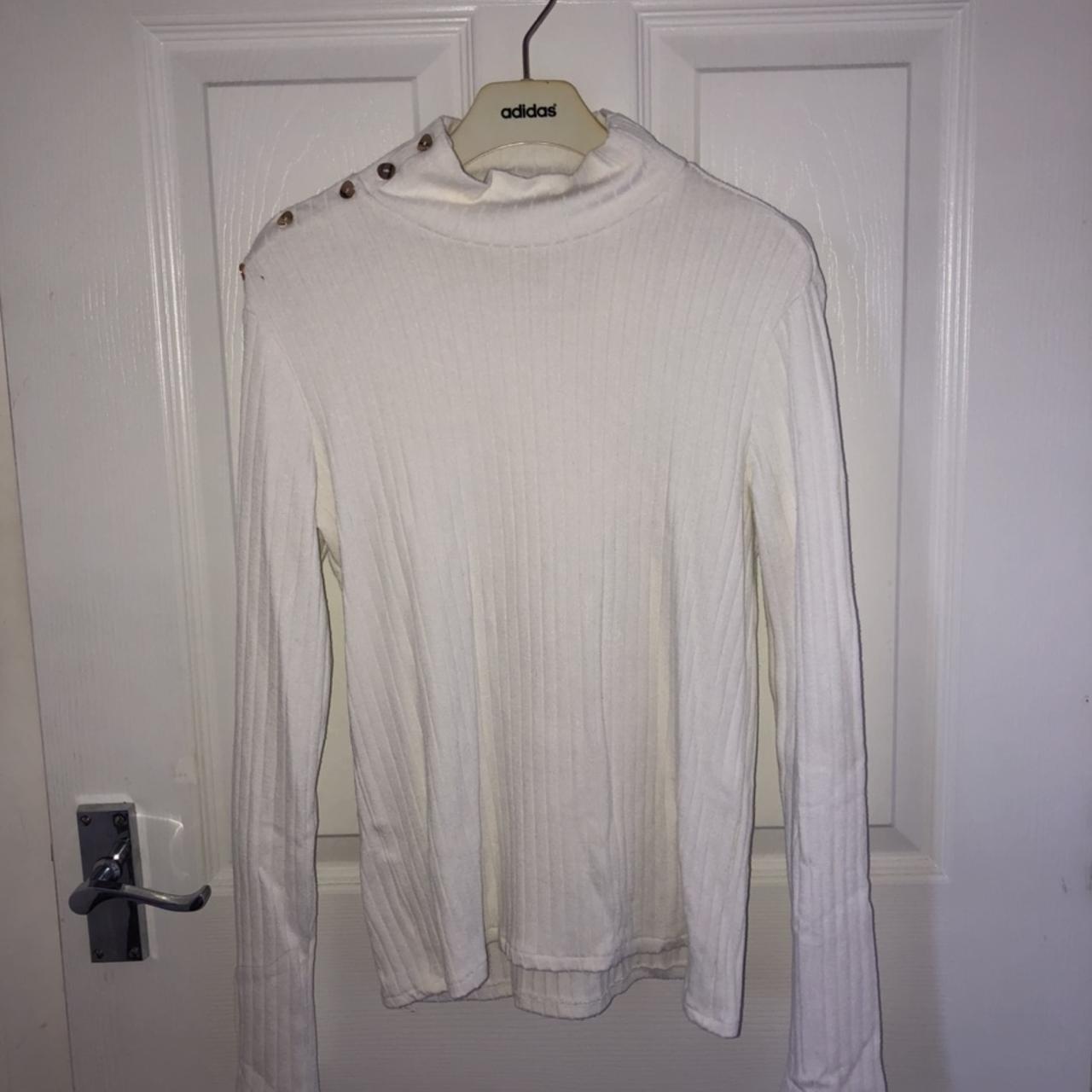 Mango Women's Jumper Depop