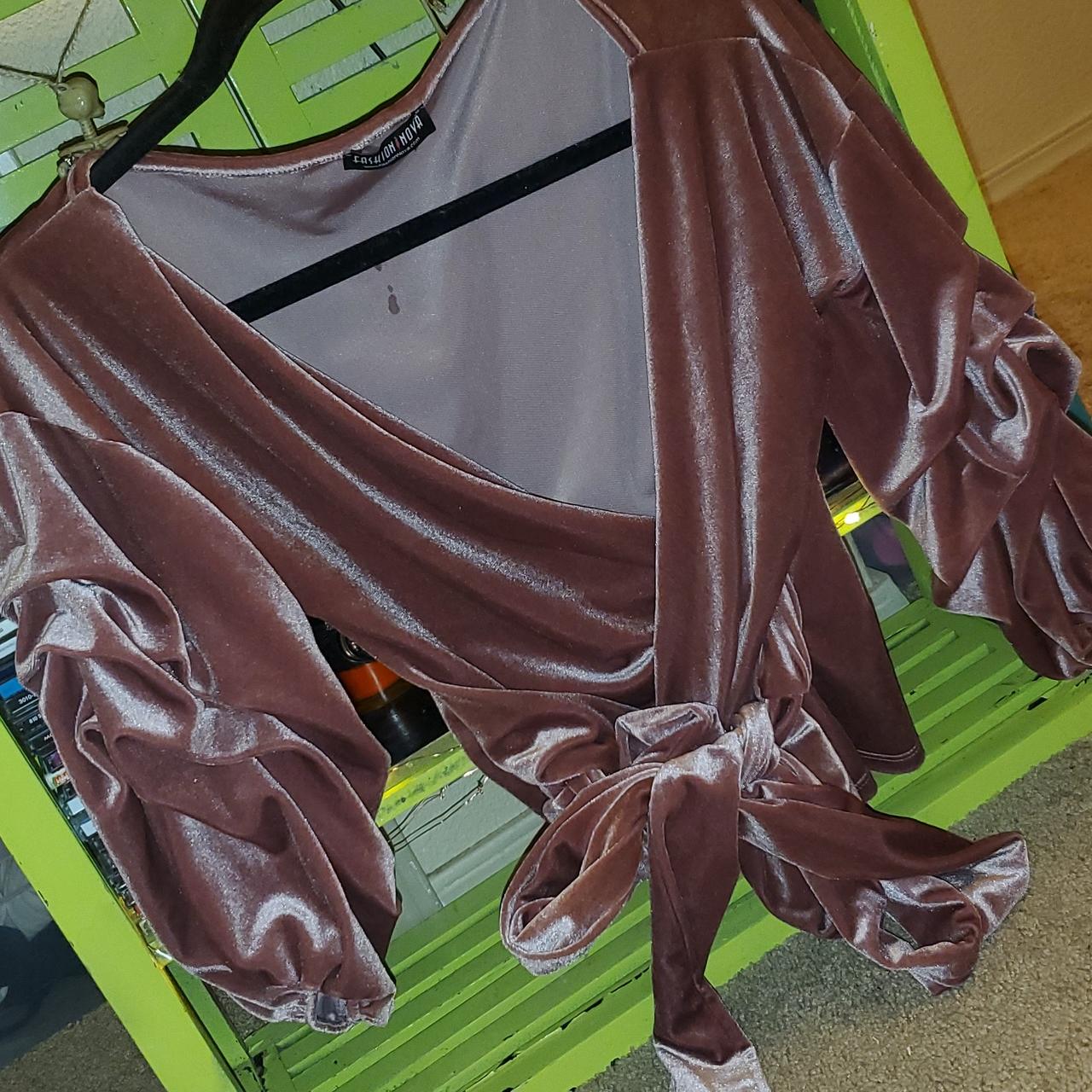 Fashion Nova Women's Blouse Depop