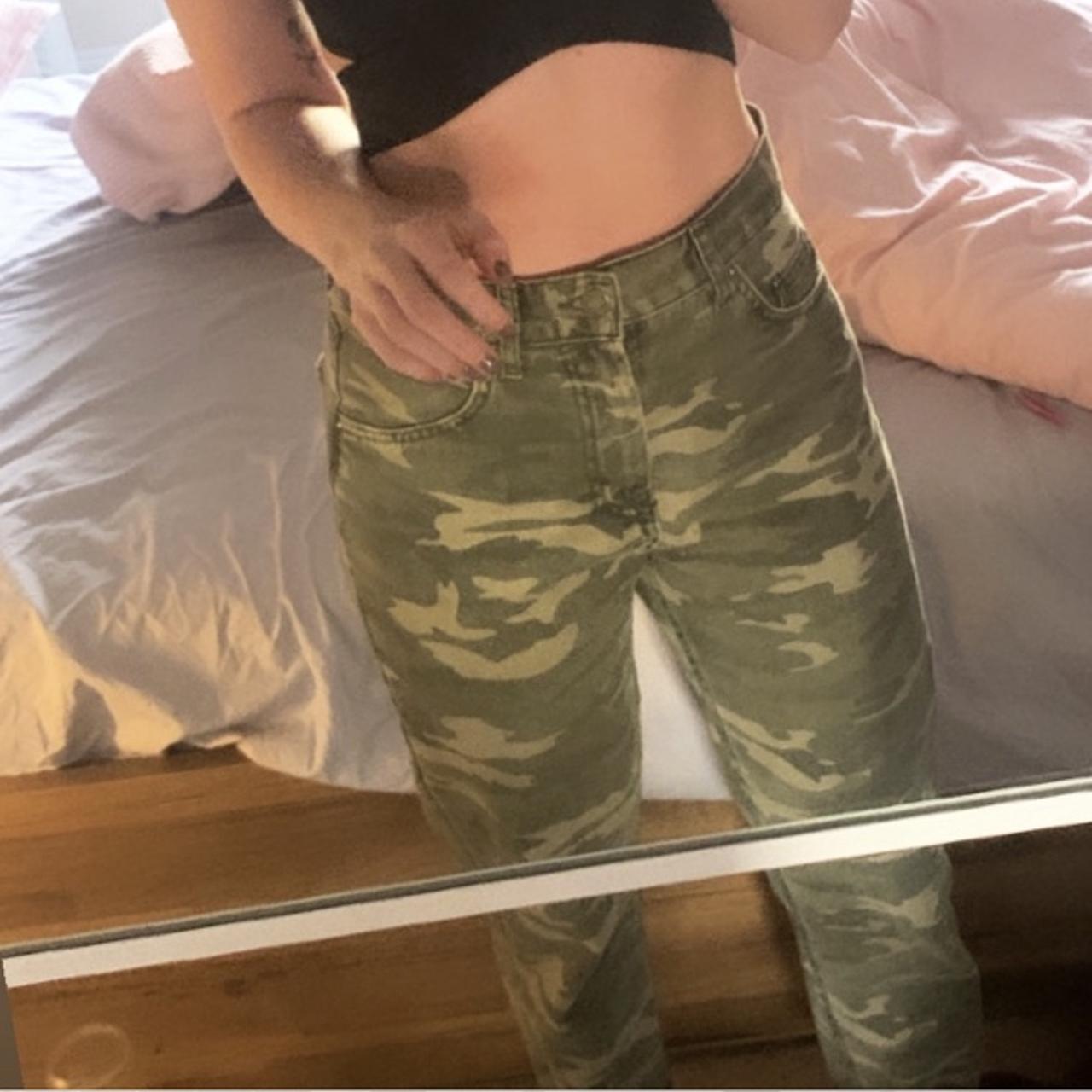 Pull and bear camo pants cheap