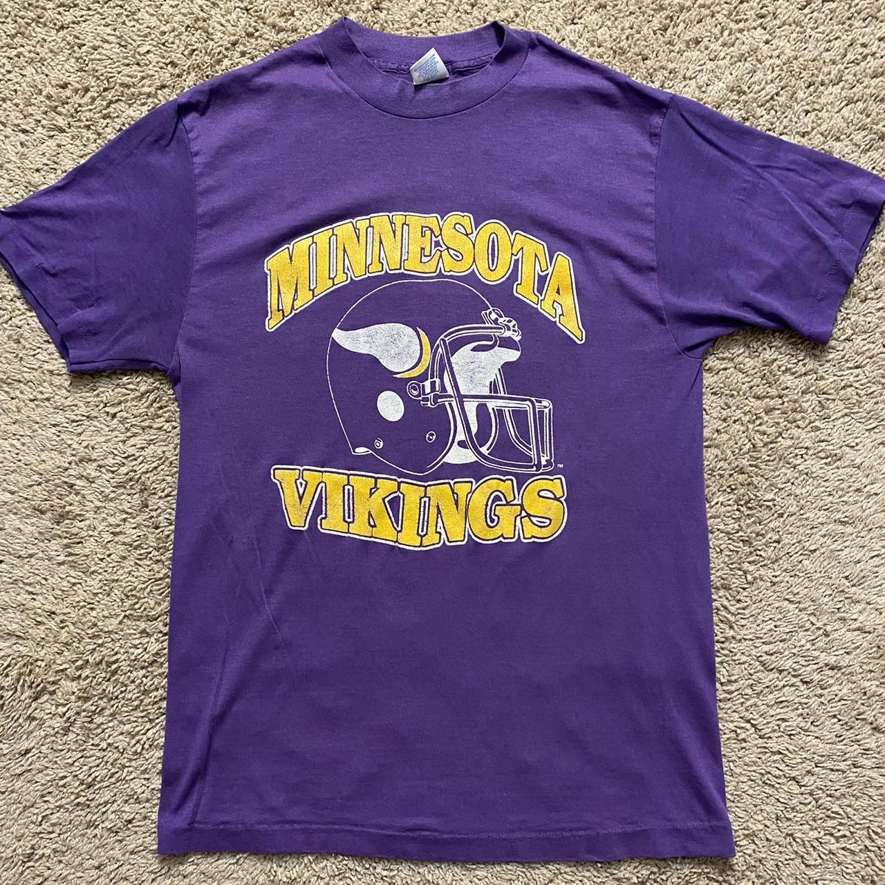 Vintage 90's Minnesota Vikings Tshirt Single stitch, - Depop