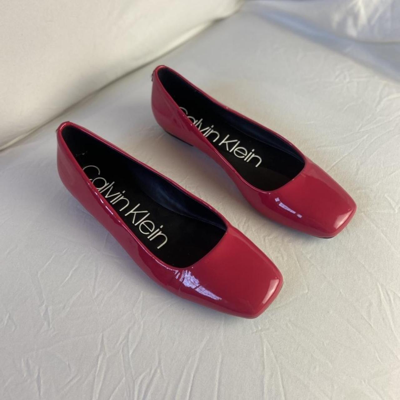 Calvin klein best sale red flats