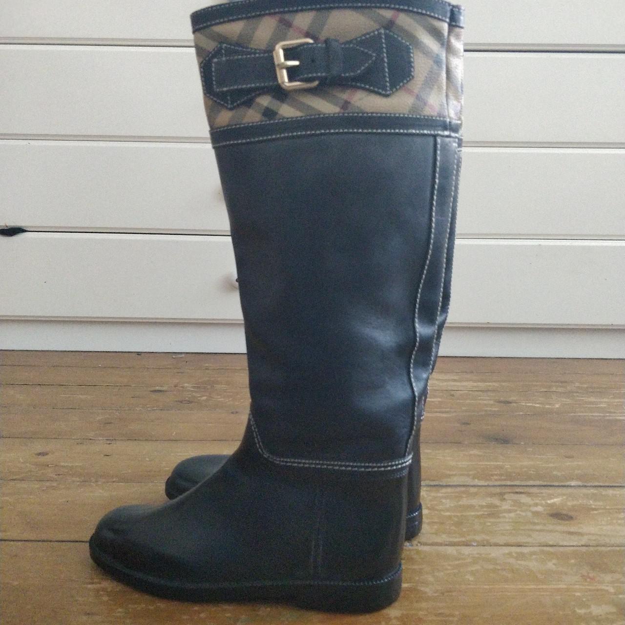 Burberry half leather /half rubber boots with check - Depop