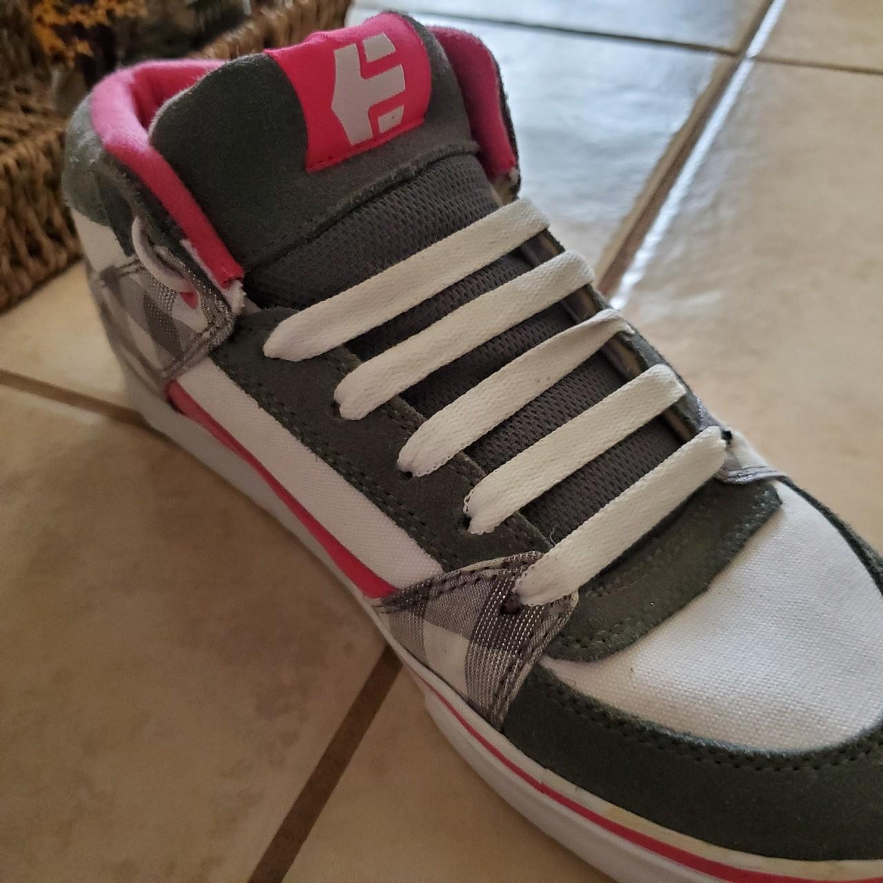 etnies skate shoes womens