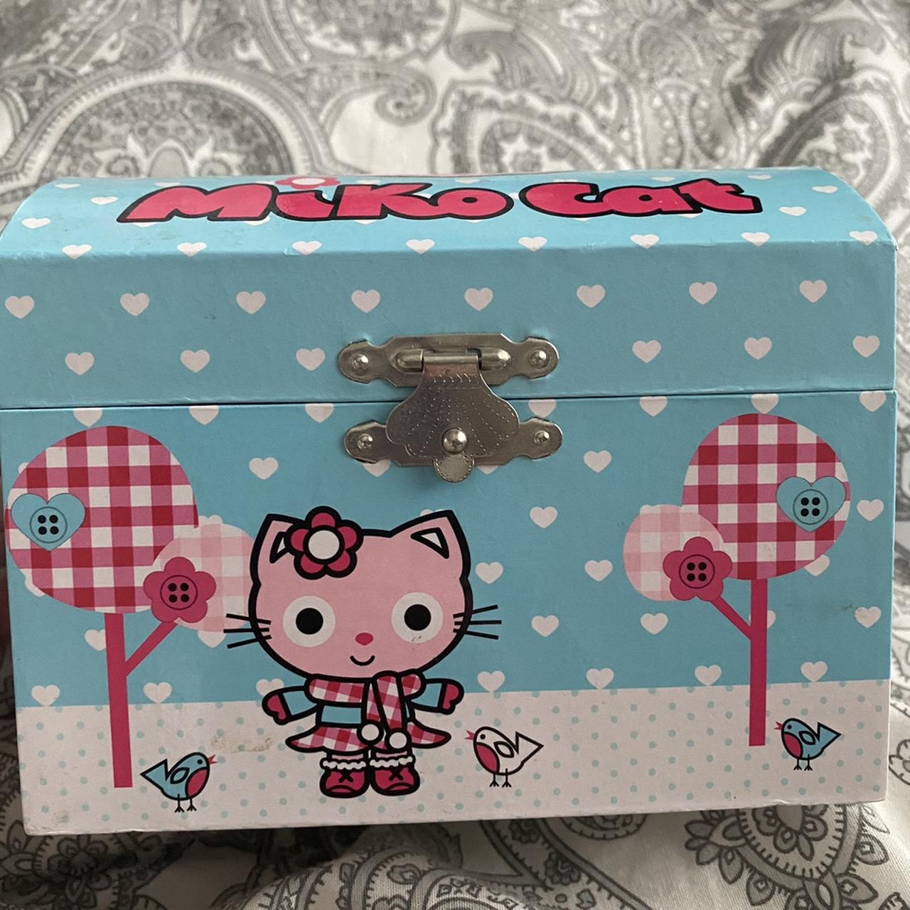 Cat jewellery outlet box