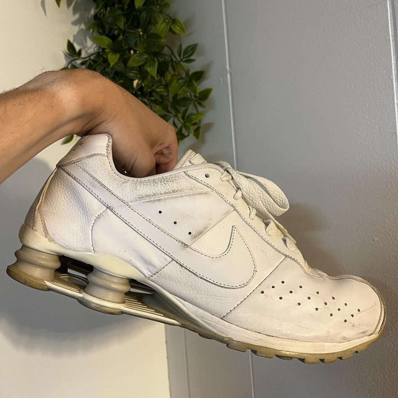 classic nike black and white